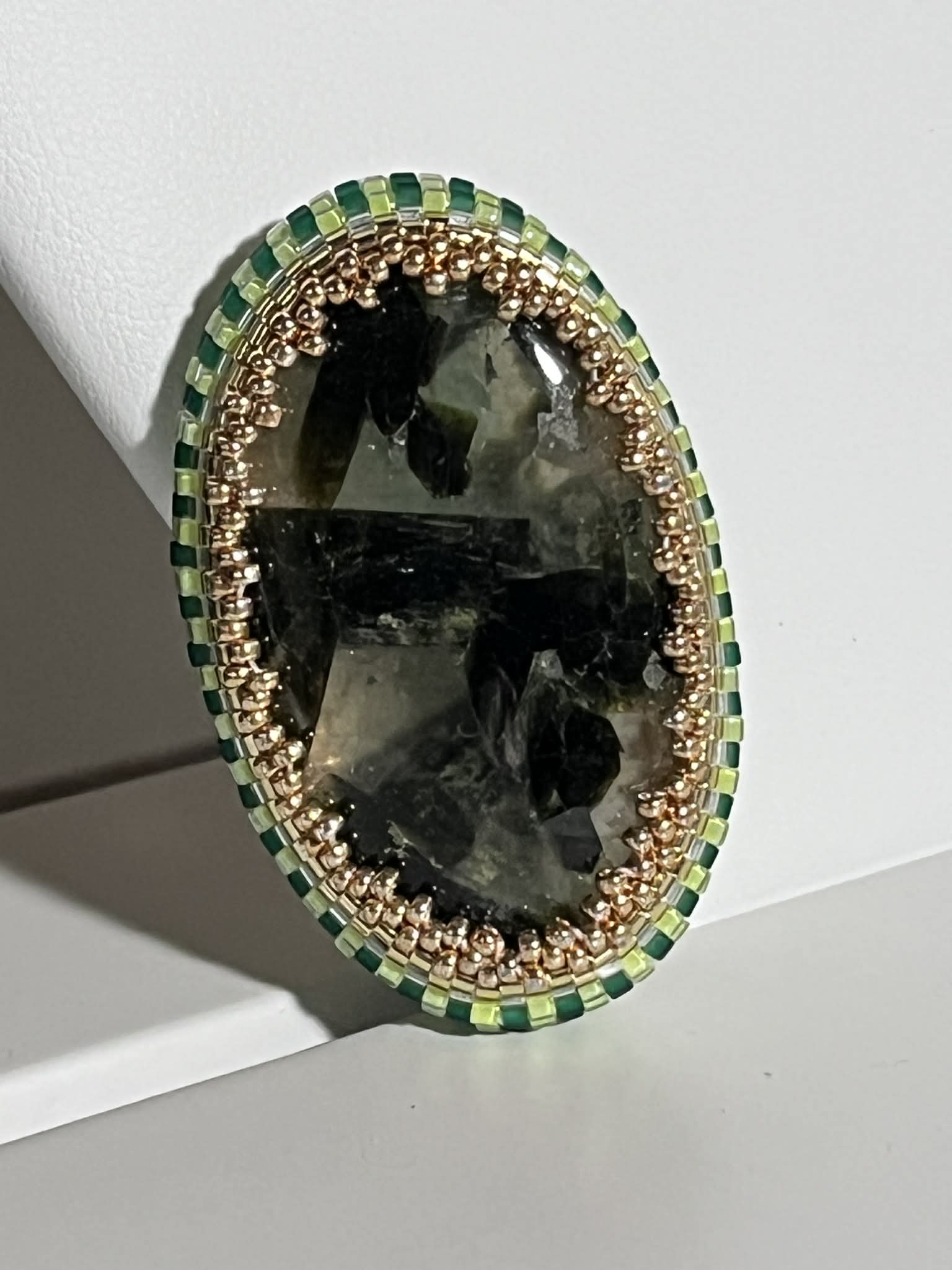 Prehnite Scarf Ring - Image 3