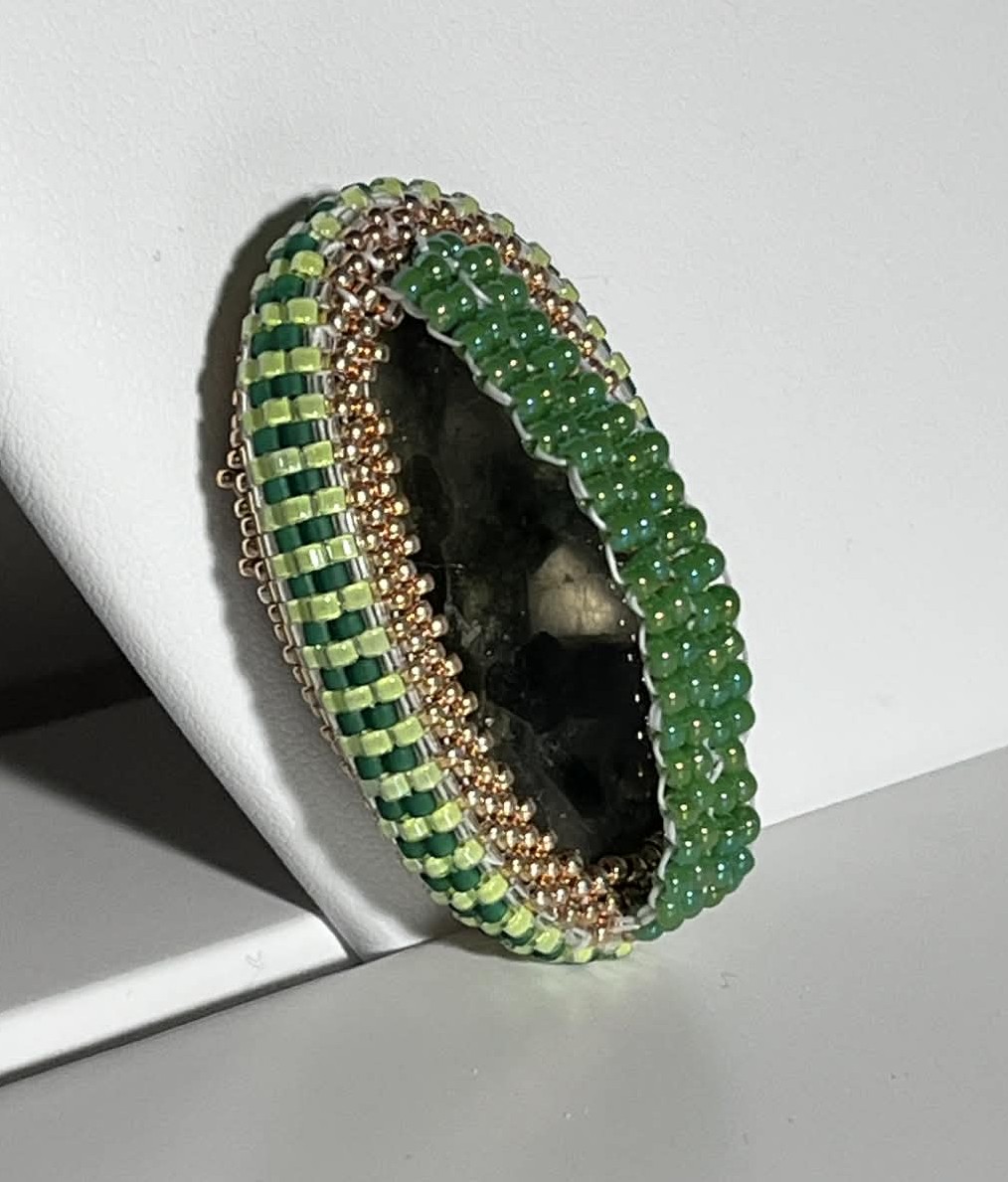 Prehnite Scarf Ring - Image 2